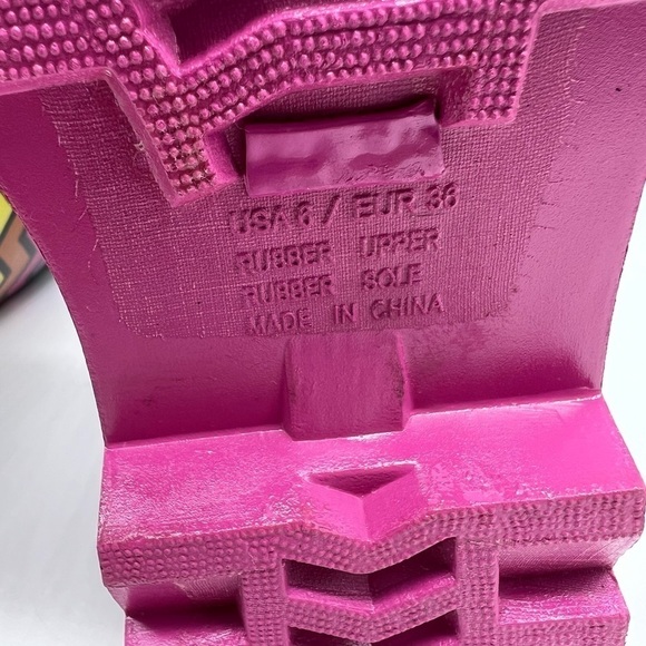 CORKY’S WOMENS COLORFUL CHEVRON PATTERN TALL RAINBOOTS SIZE 6 - Picture 10 of 13